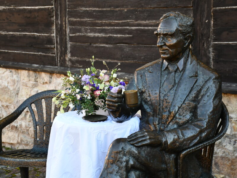 Tēja ar Ēvaldu Valteru